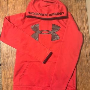 Youth XL dry-fit hoodie. Snags on left arm as shown in picture